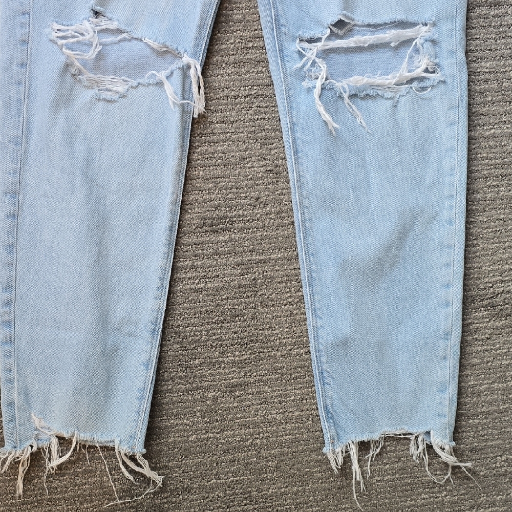 American Eagle Outfitters Curvy Mom Jeans - Picture 3 of 13
